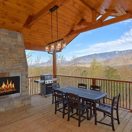 Misty Mountain Adventure Lodge Gatlinburg Exterior foto
