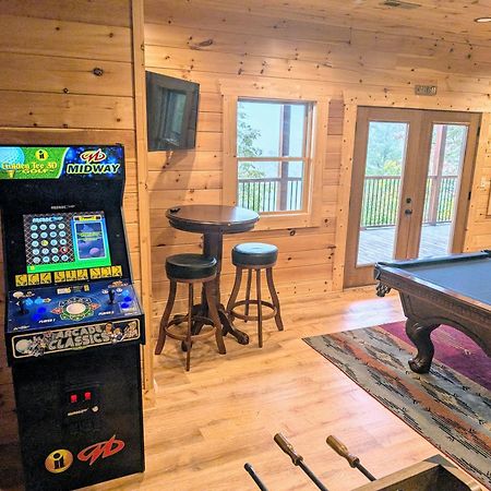 Misty Mountain Adventure Lodge Gatlinburg Exterior foto